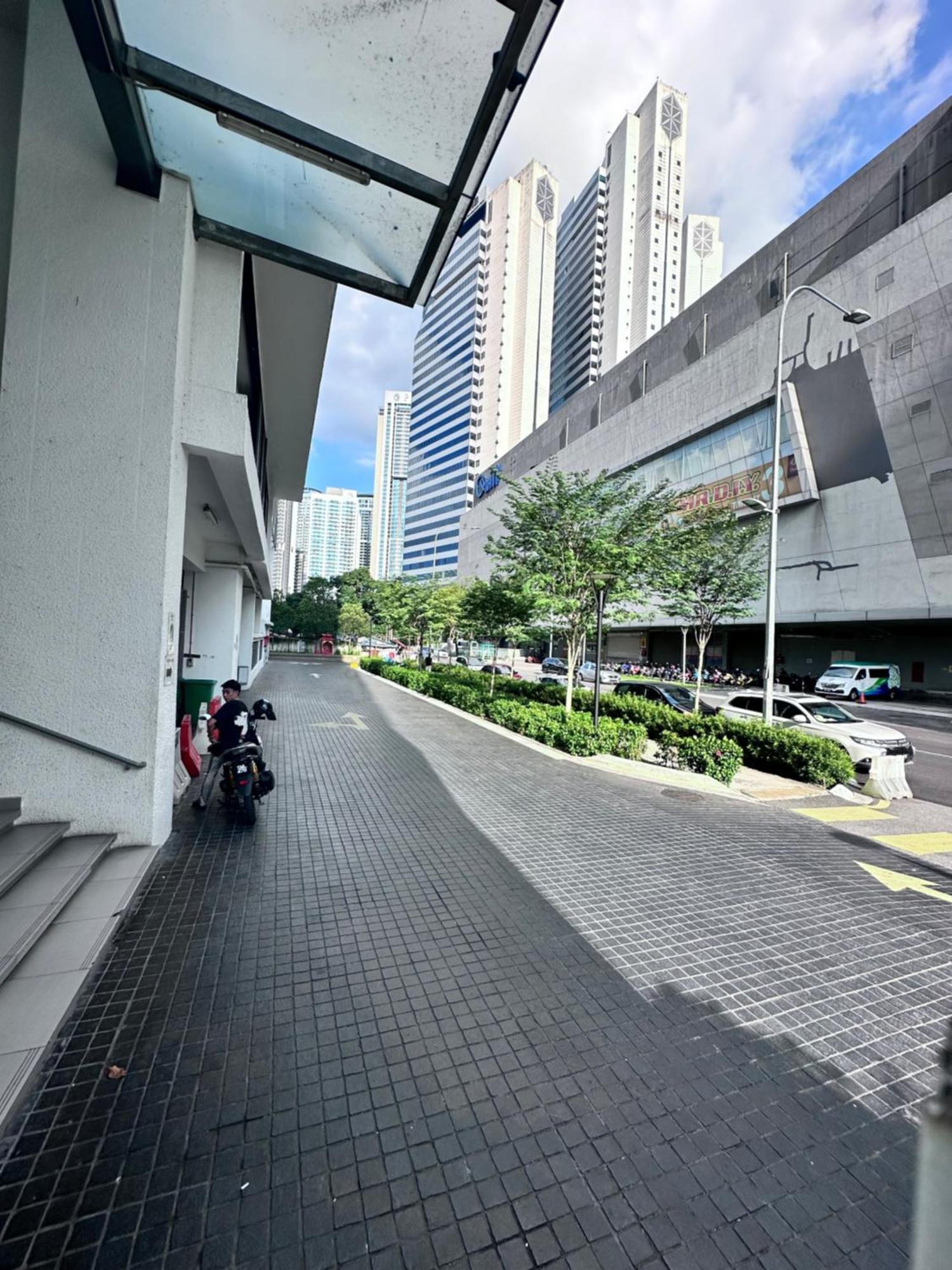 The Luxe Infinitum Klcc By Sahara Apartment